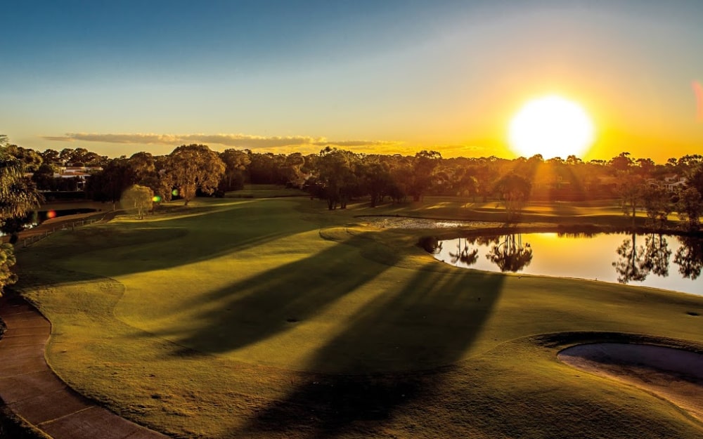 Visit COOLANGATTA with our Australia Golf Tours